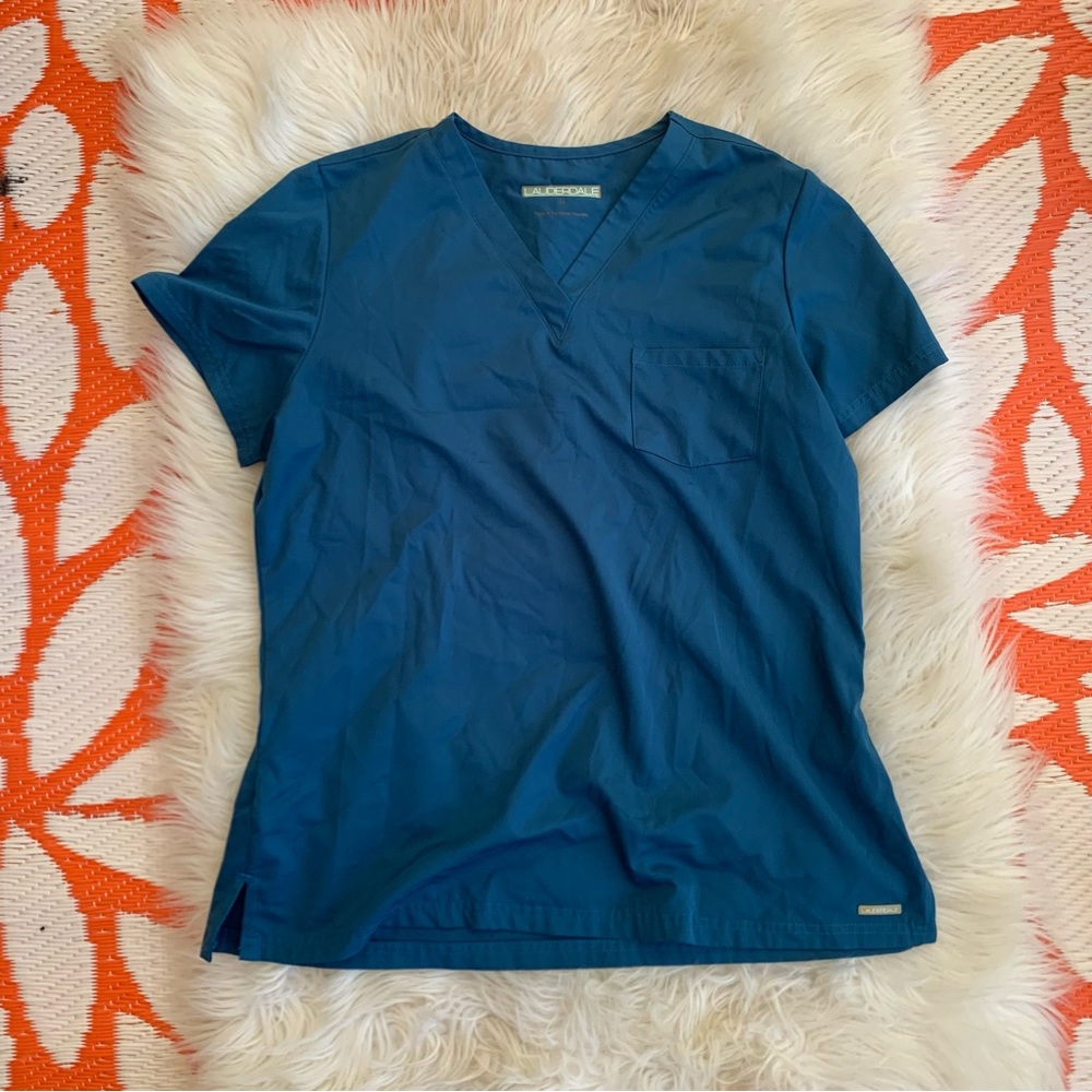 Lauderdale by UA Teal Blue Scrub Top